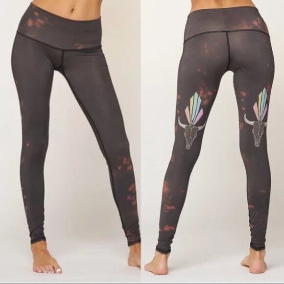 NEW! TEEKI 'Buffalo Princess' High Rise Skull Hot Pant Leggings (S) - Picture 4 of 5